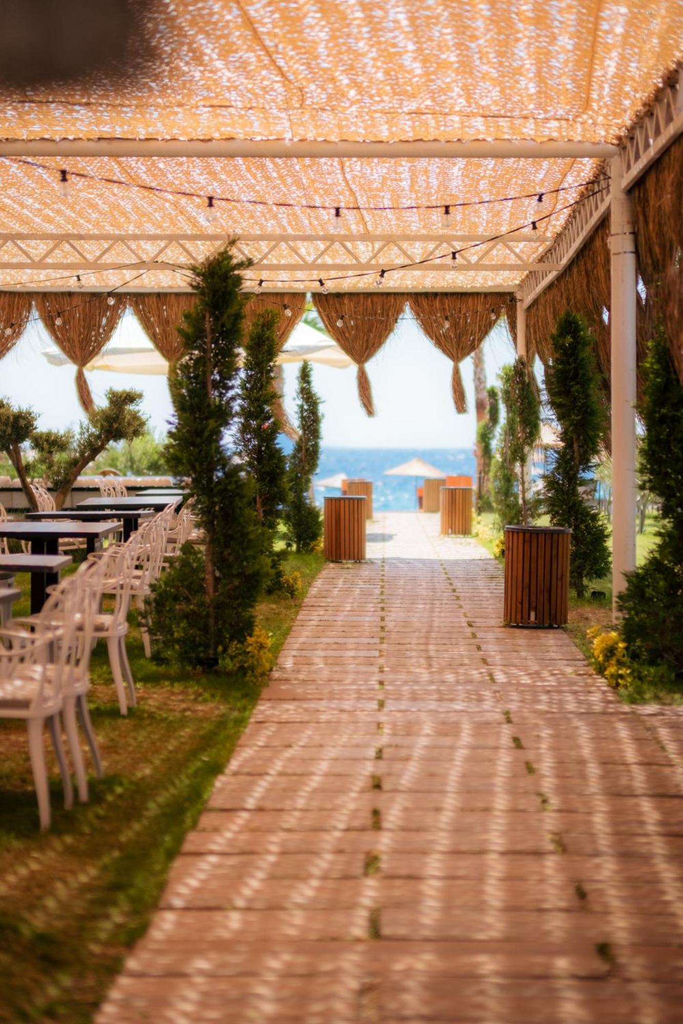Assos Troy Beach Hotel Exterior foto
